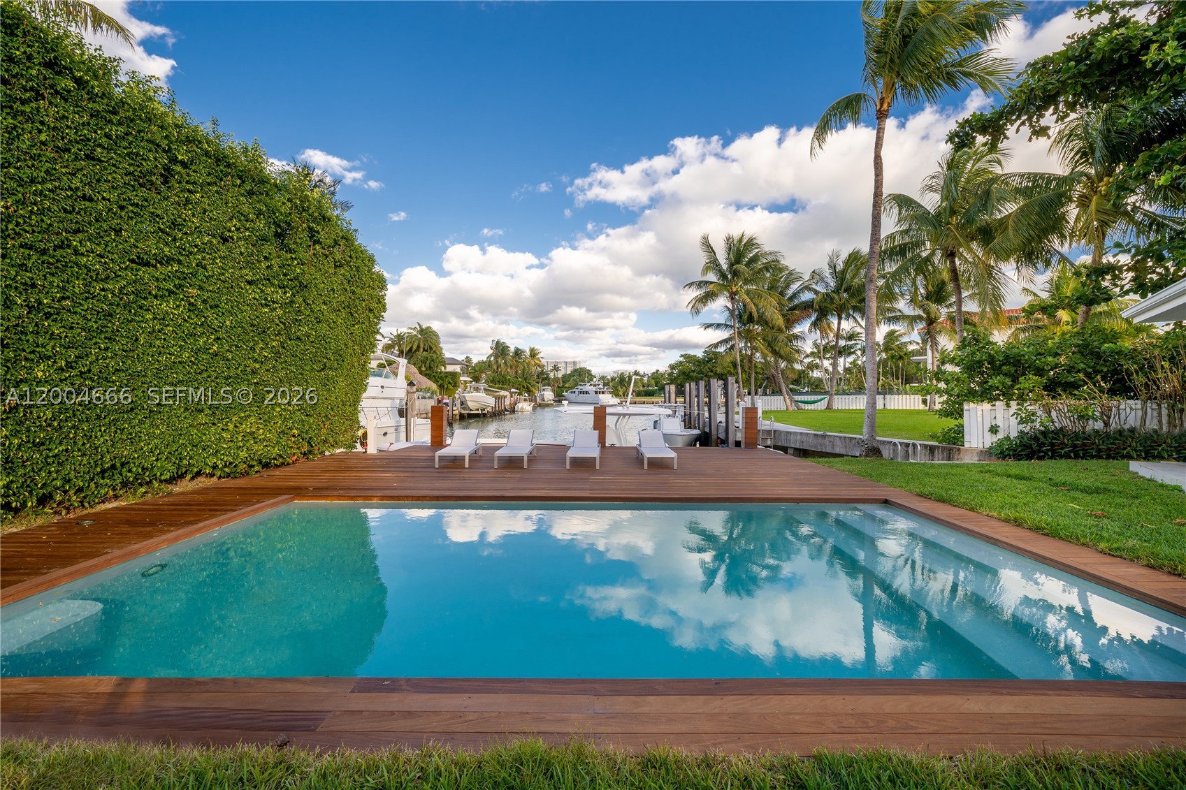 Key Biscayne photo 1