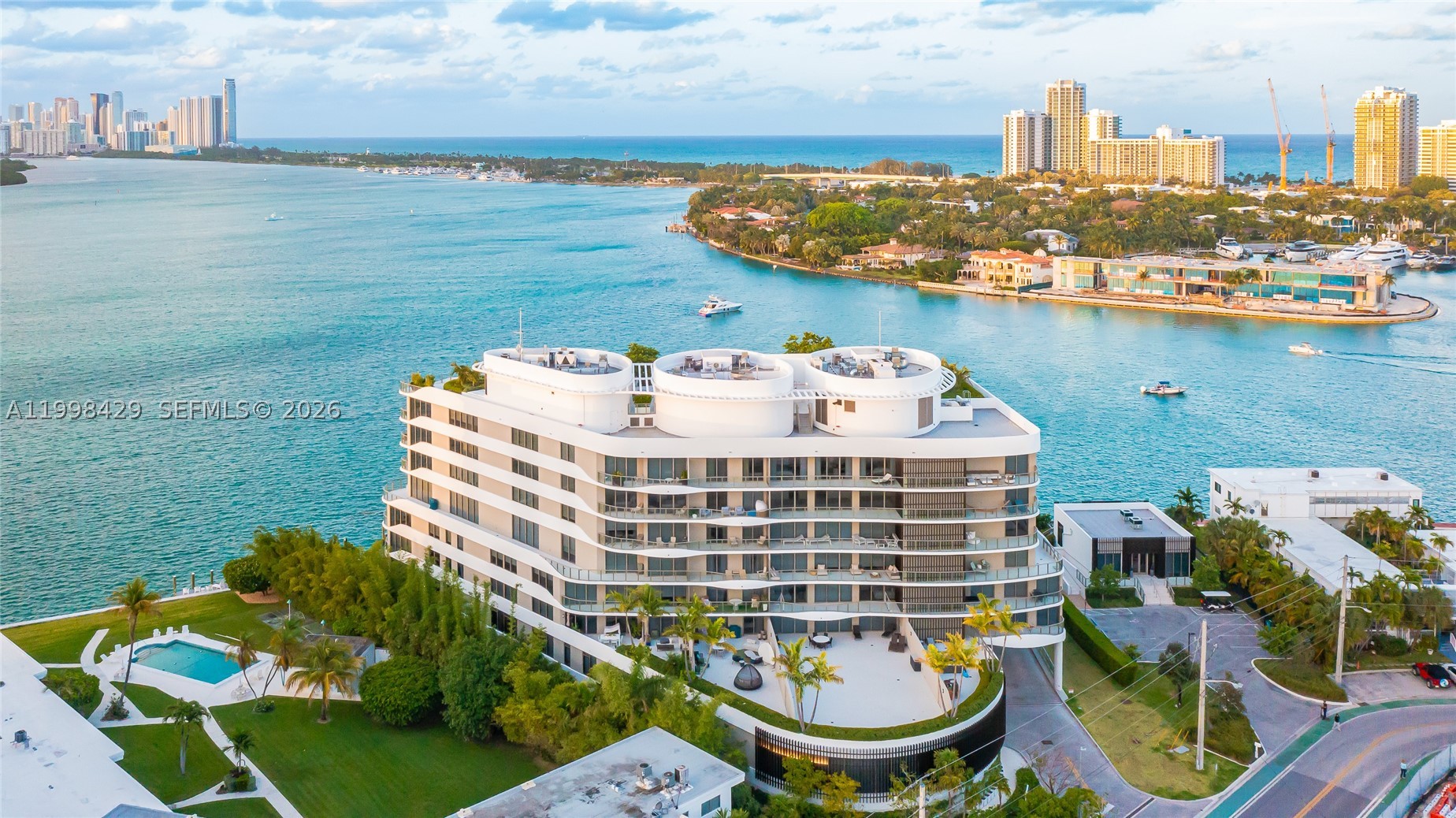 Bay Harbor Islands photo 1