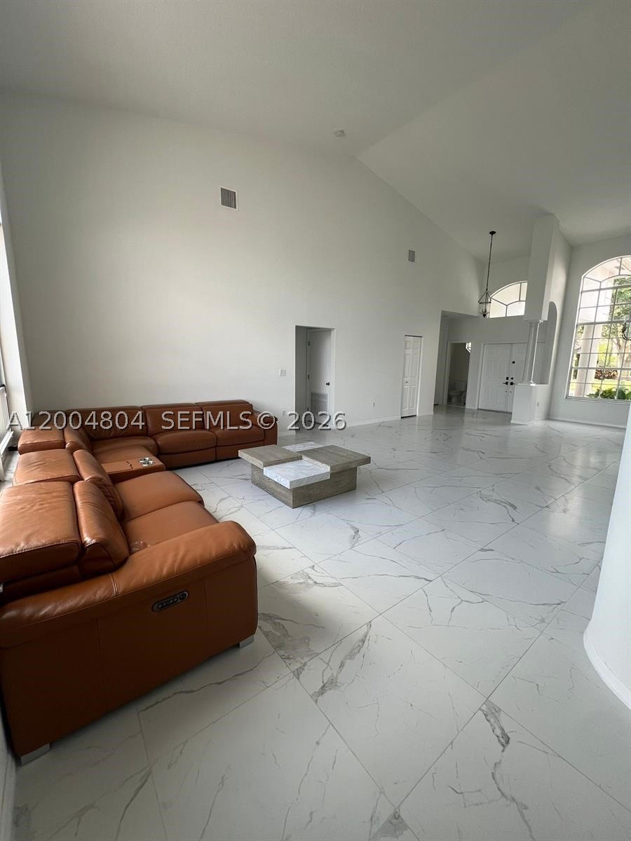 Pembroke Pines photo 3