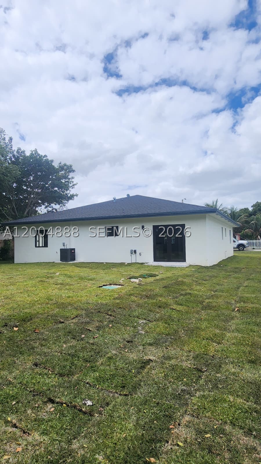 North Miami Beach photo 2