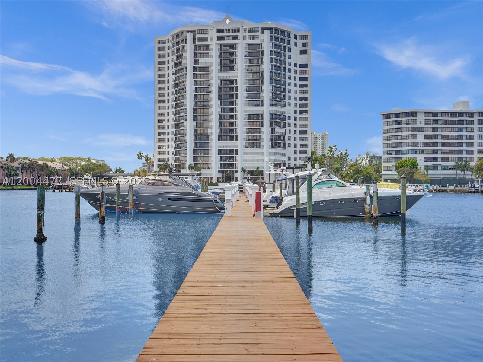Hallandale Beach photo 2