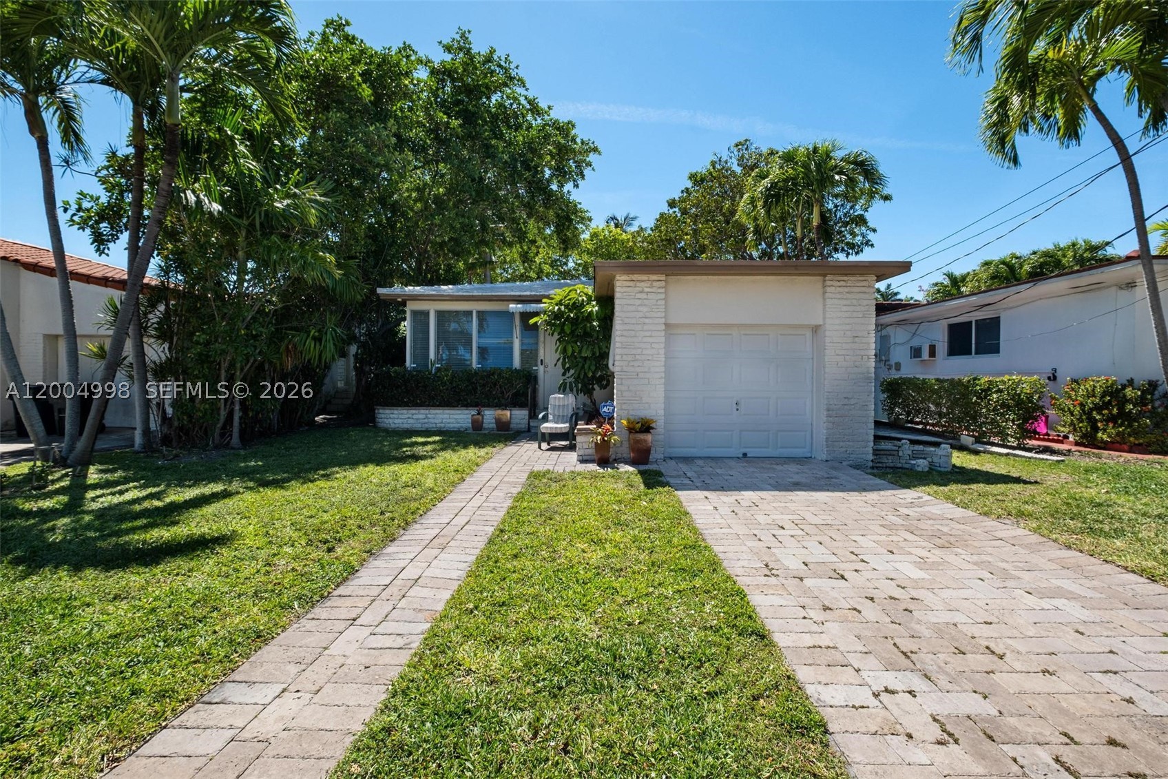 Surfside photo 4