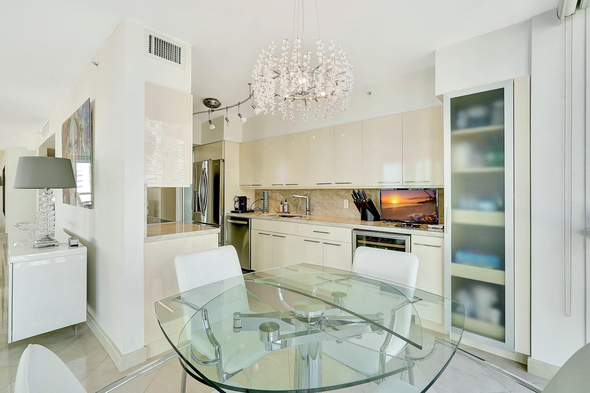Sunny Isles Beach photo 2