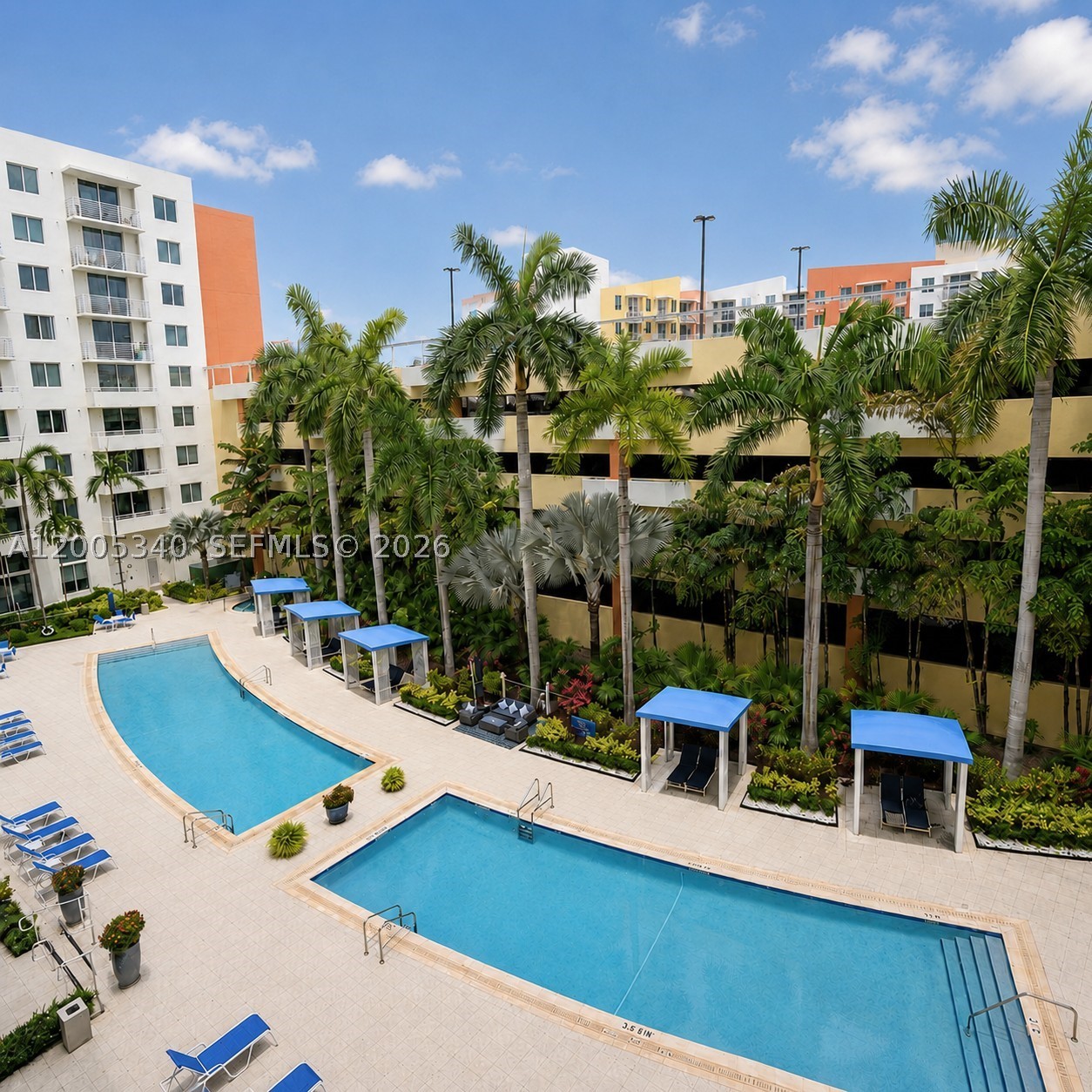 Aventura photo 2