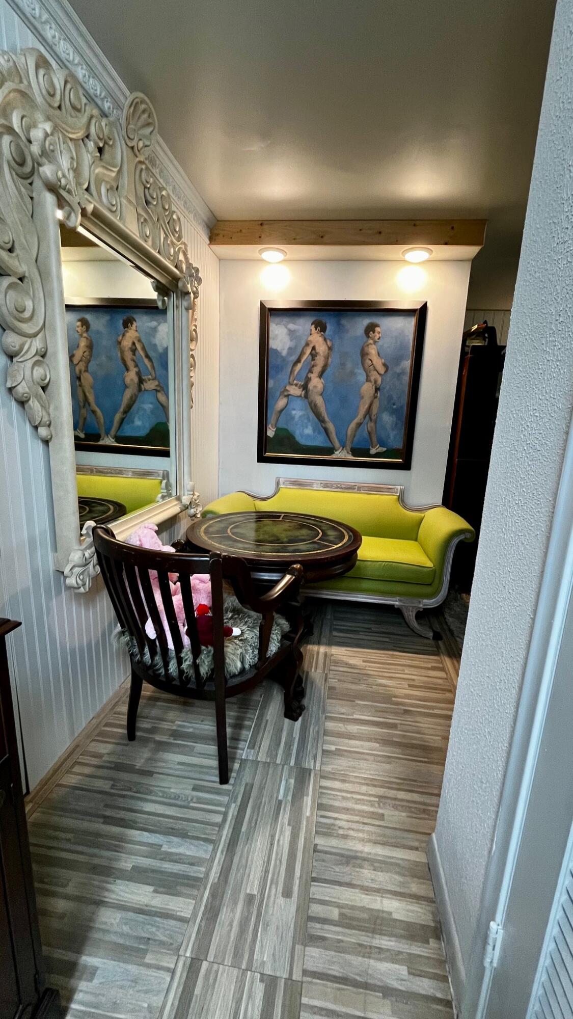Wilton Manors photo 2