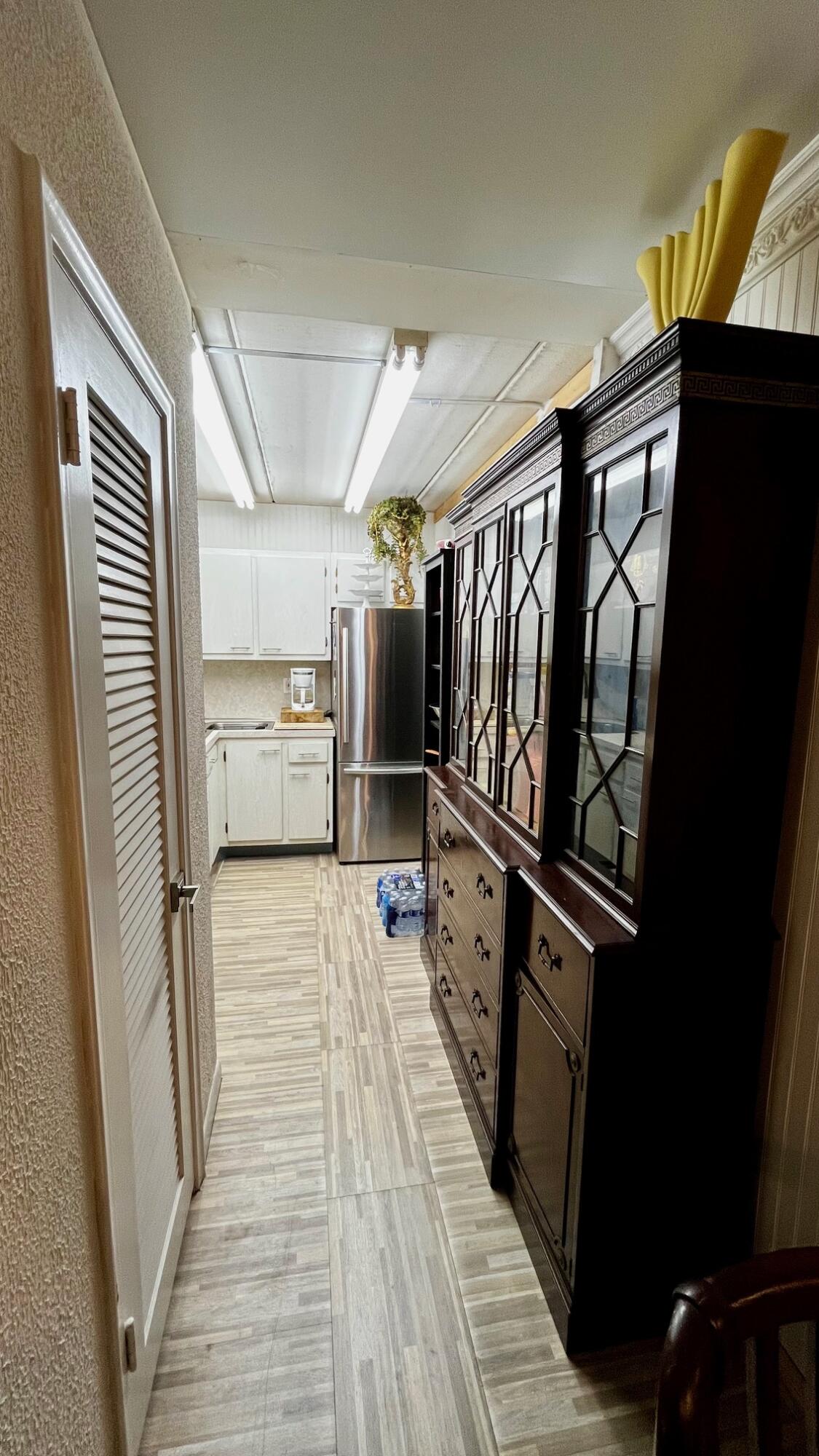 Wilton Manors photo 4