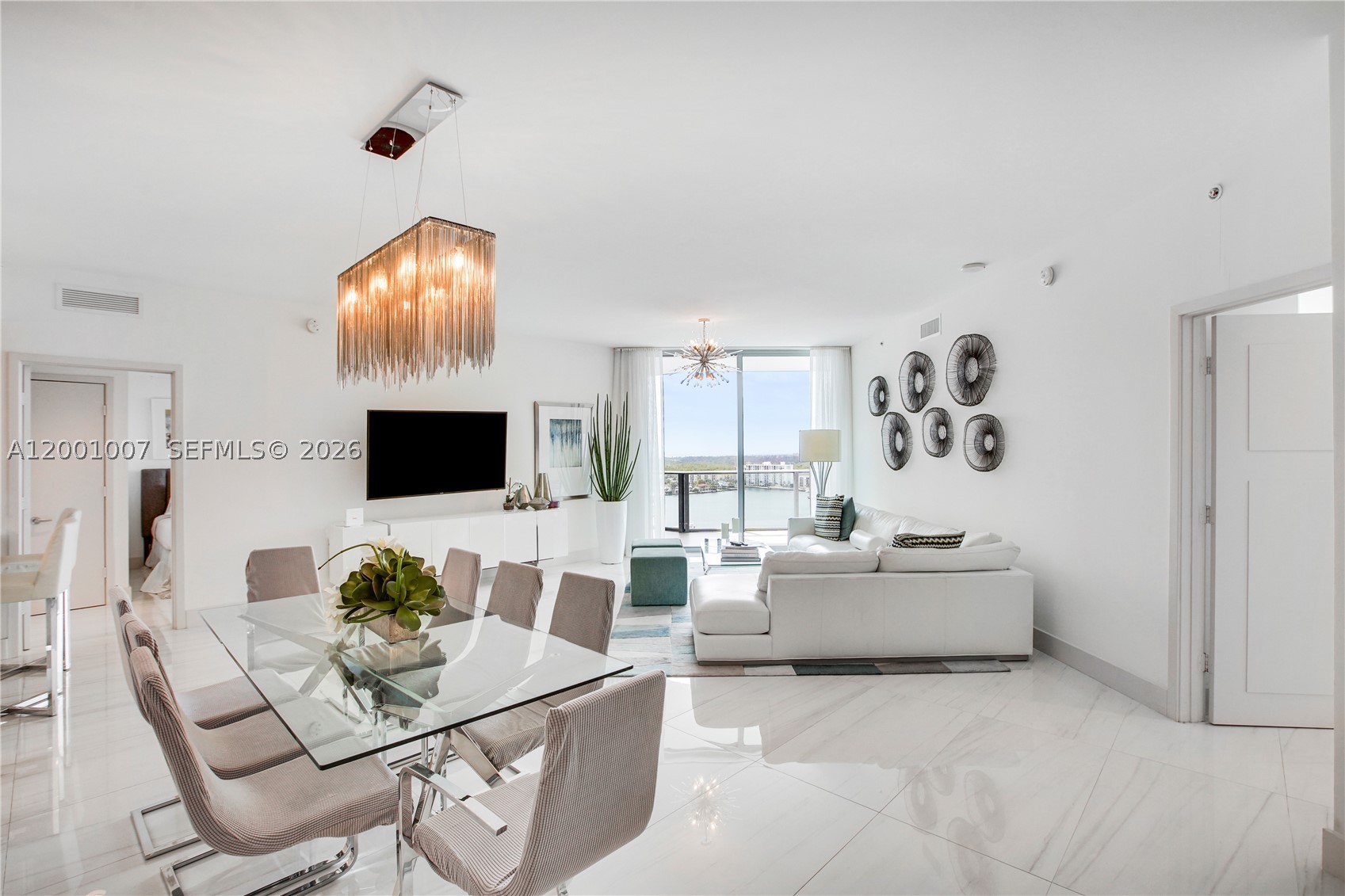 North Miami Beach photo 2