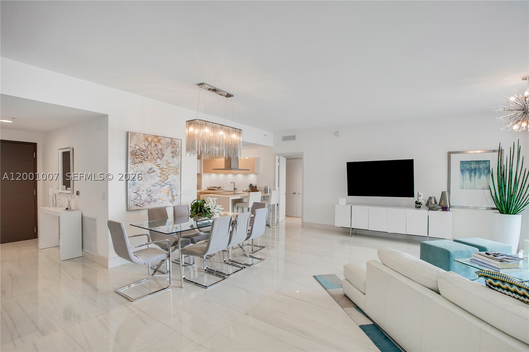 North Miami Beach photo 3