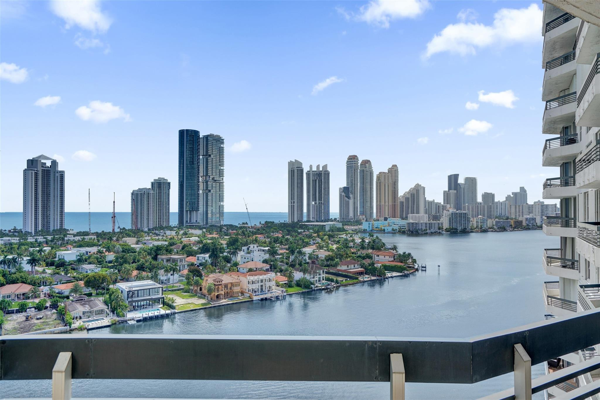 Aventura photo 1