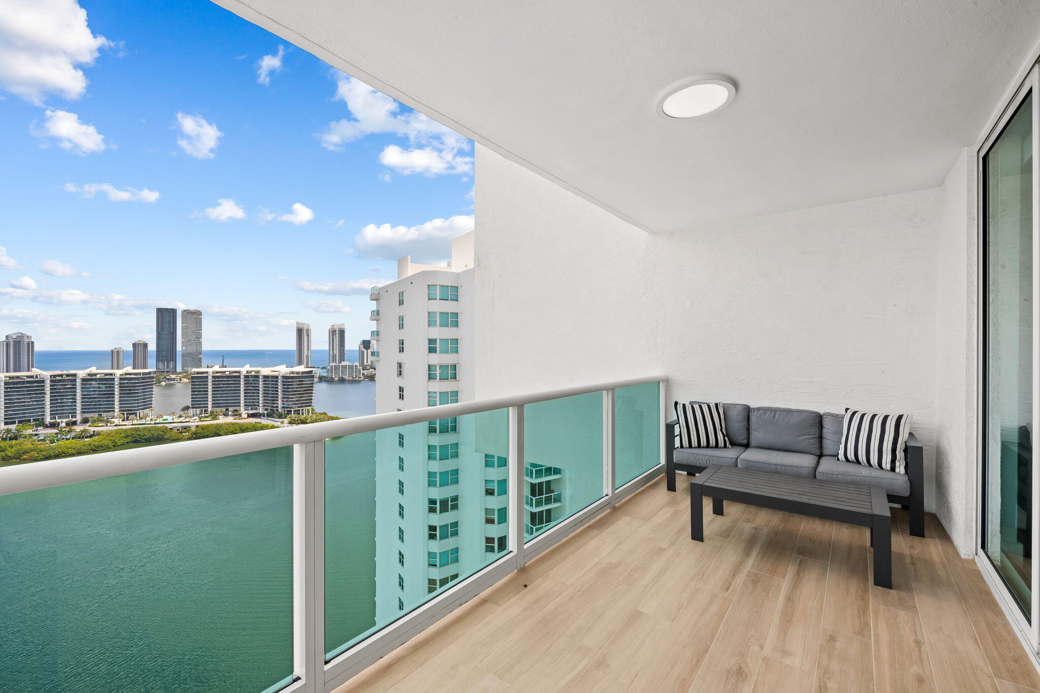 Aventura photo 4