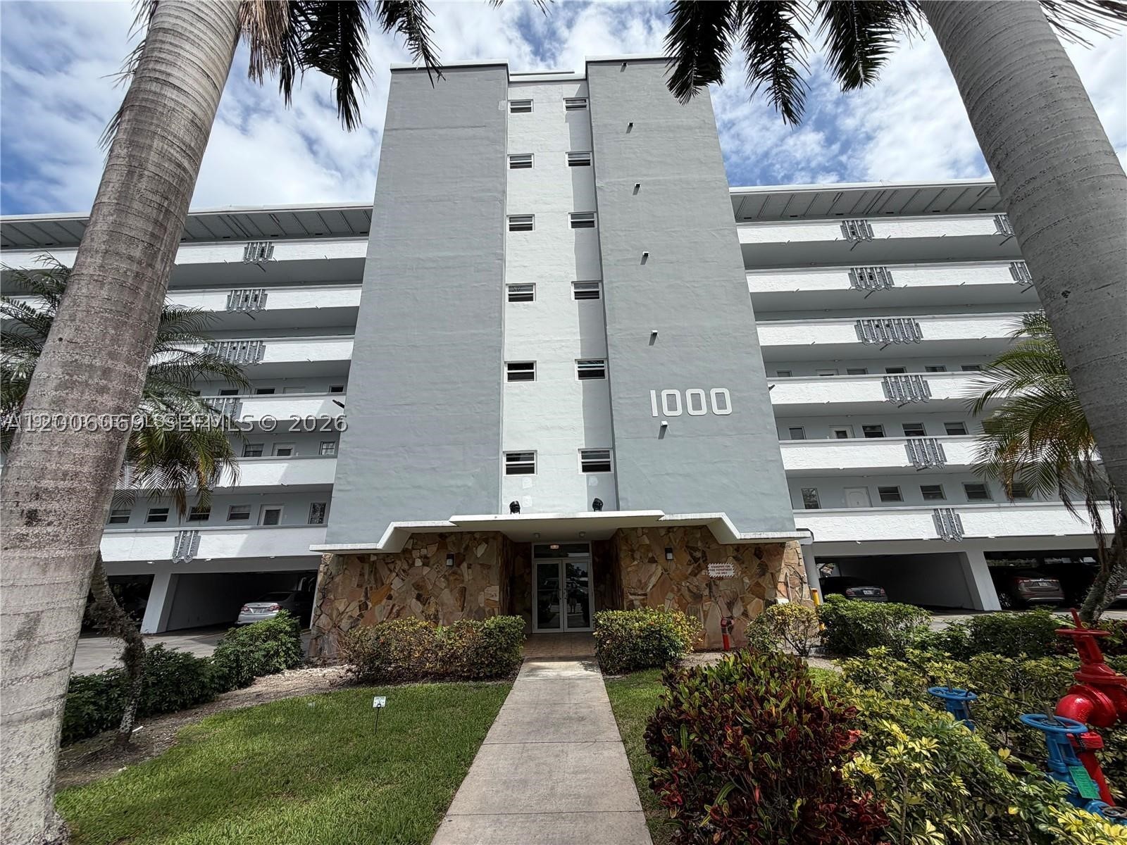 Hallandale Beach photo 1