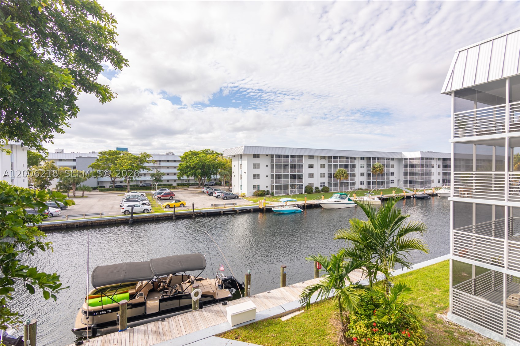 North Miami Beach photo 1