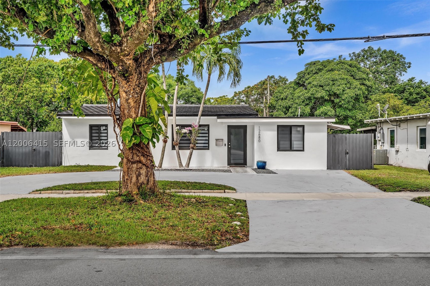 North Miami photo 1