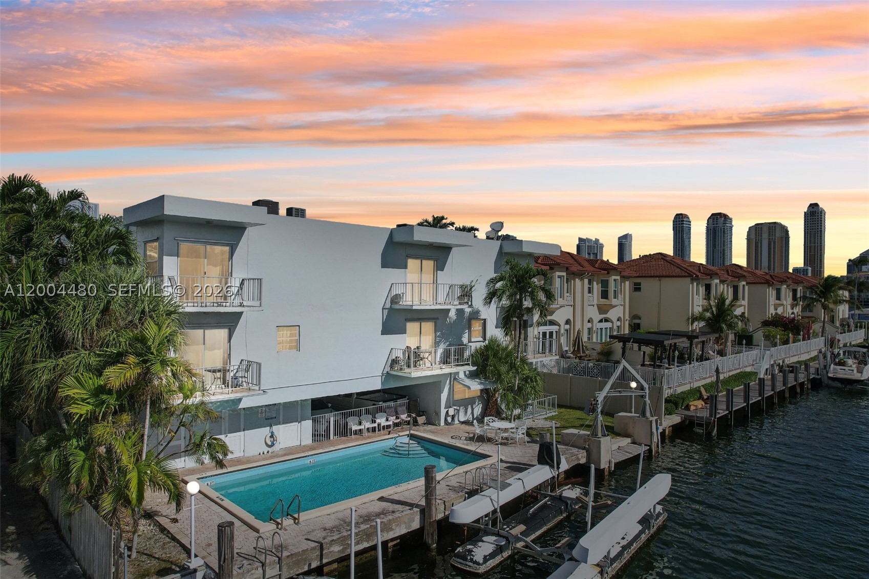 North Miami Beach photo 1