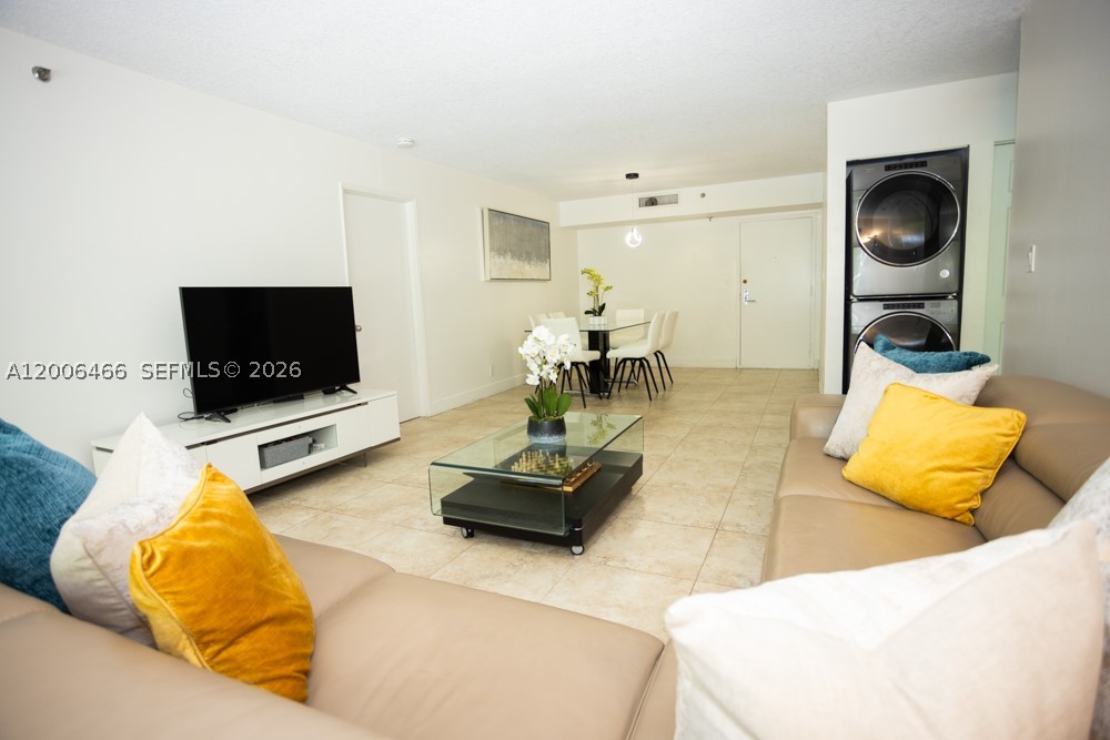 Aventura photo 2