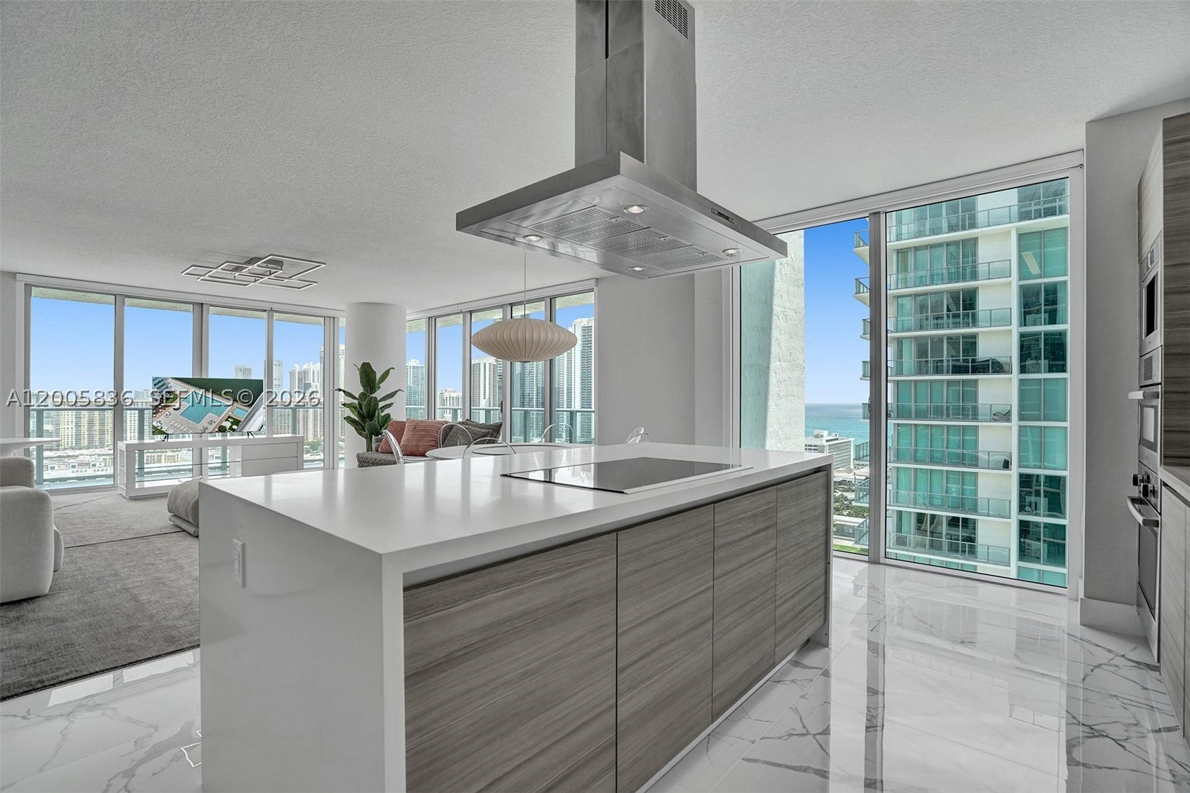 Sunny Isles Beach photo 2