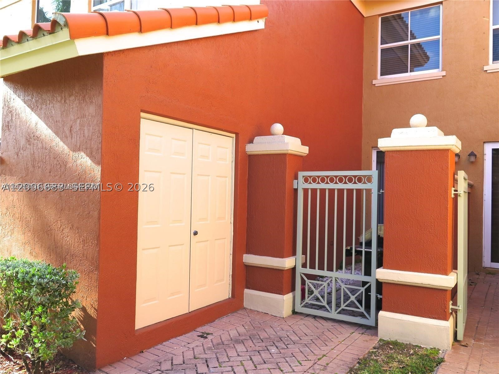 Doral photo 3
