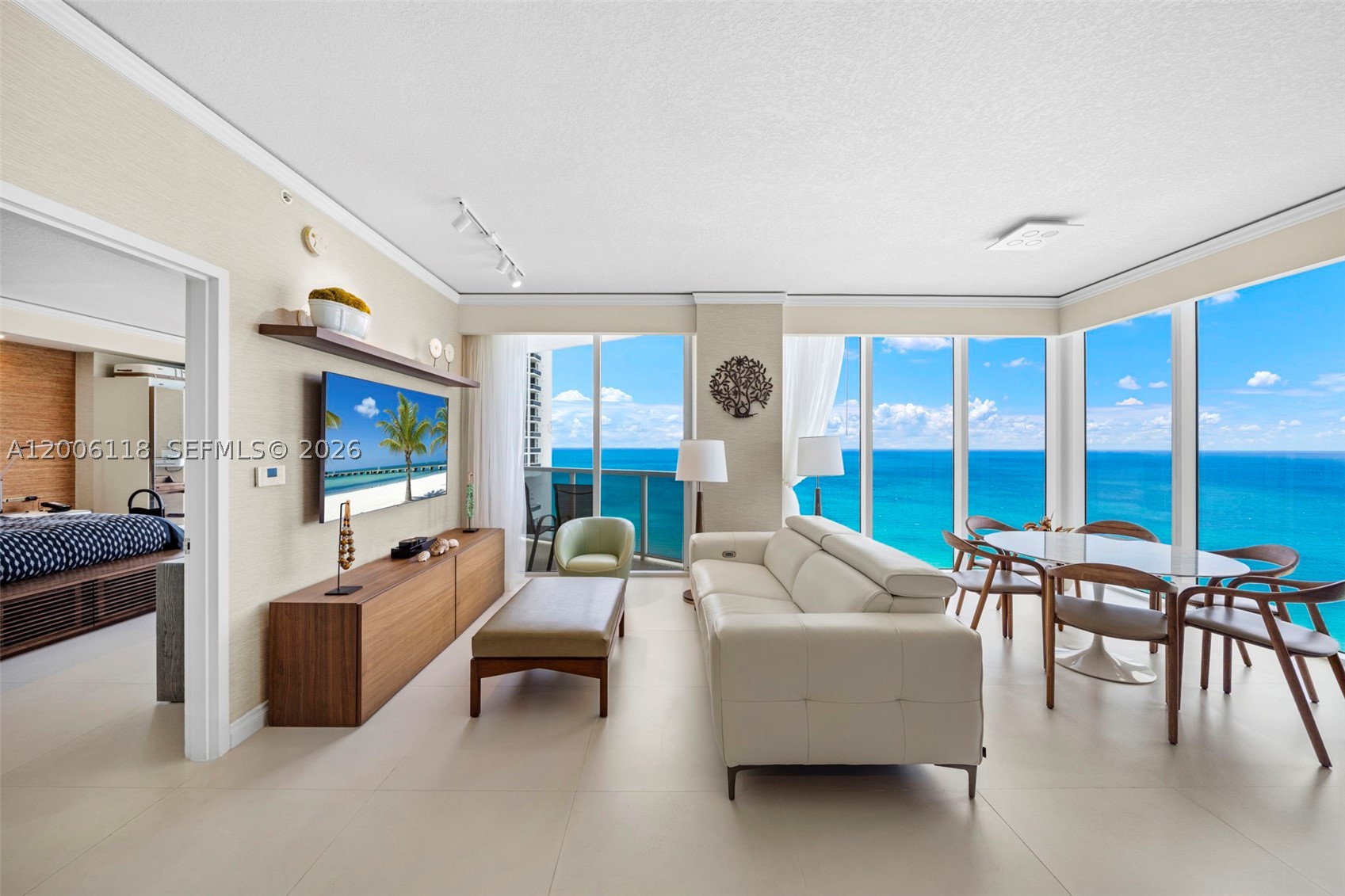 Sunny Isles Beach photo 1