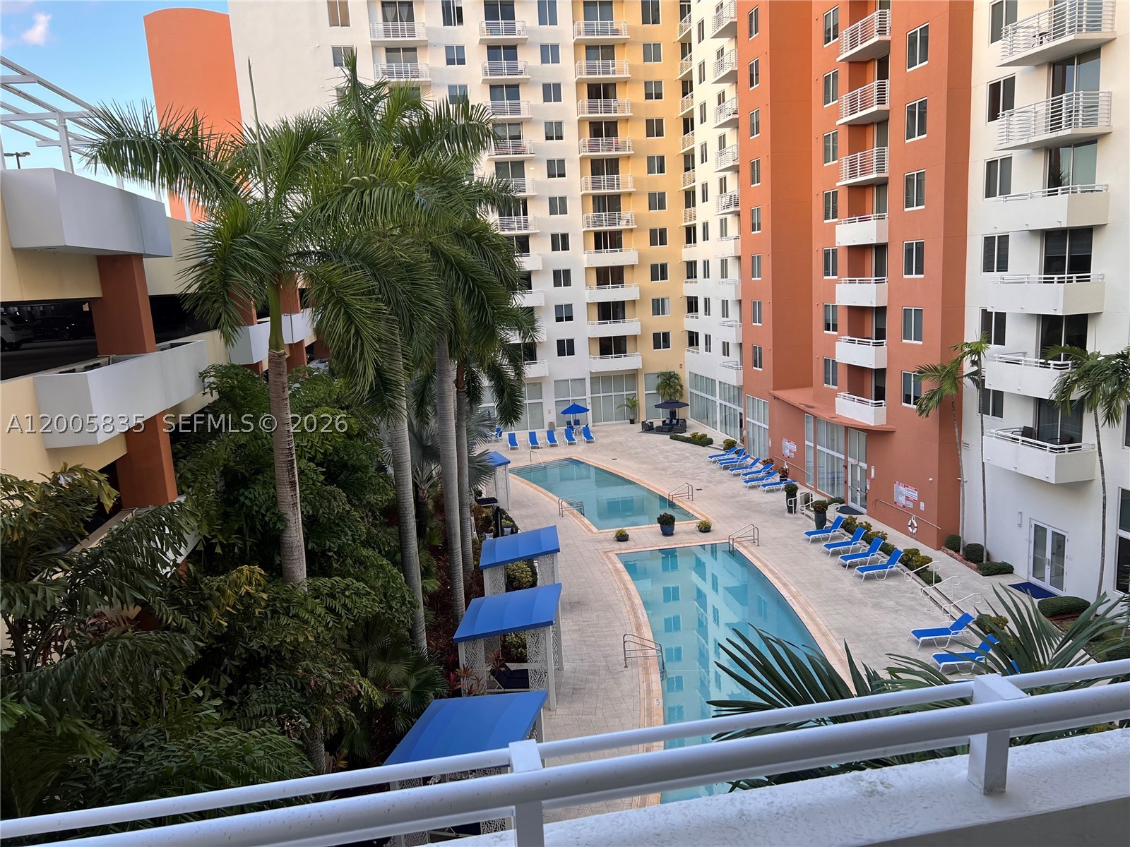 Aventura photo 1
