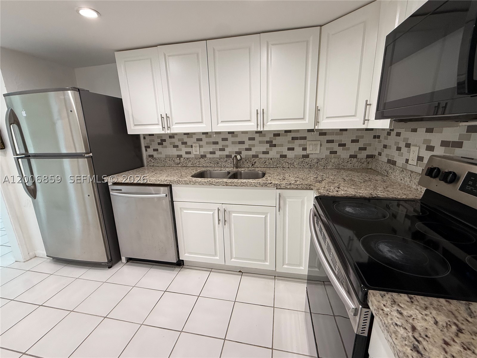 Sunny Isles Beach photo 2