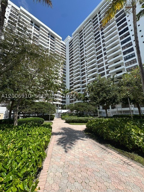 Hallandale Beach photo 1