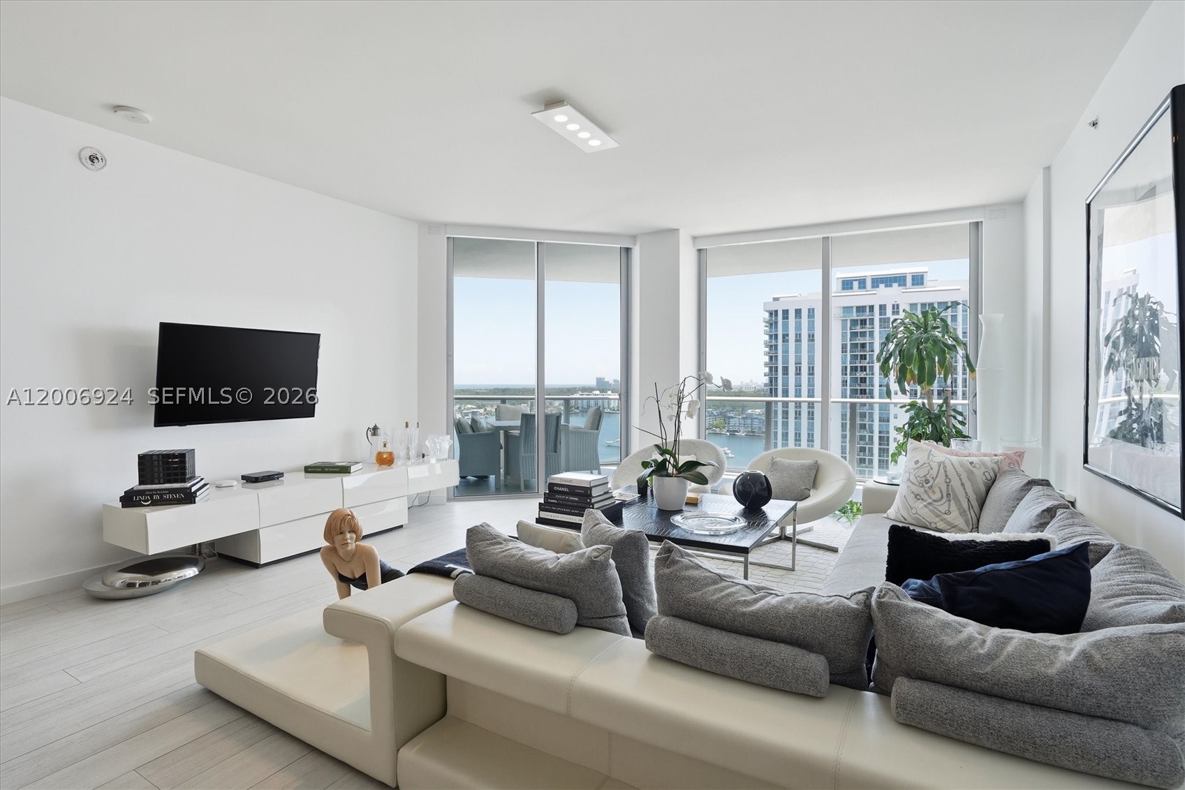 North Miami Beach photo 5