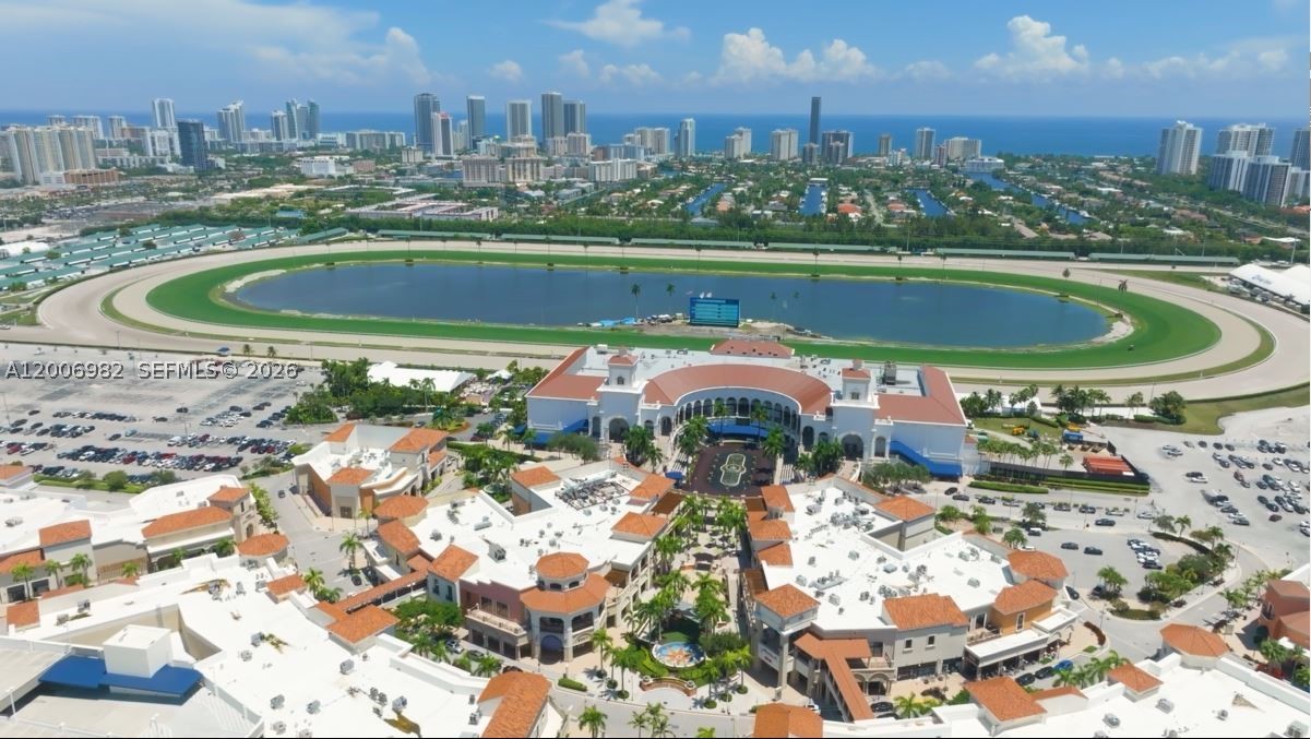 Hallandale Beach photo 2