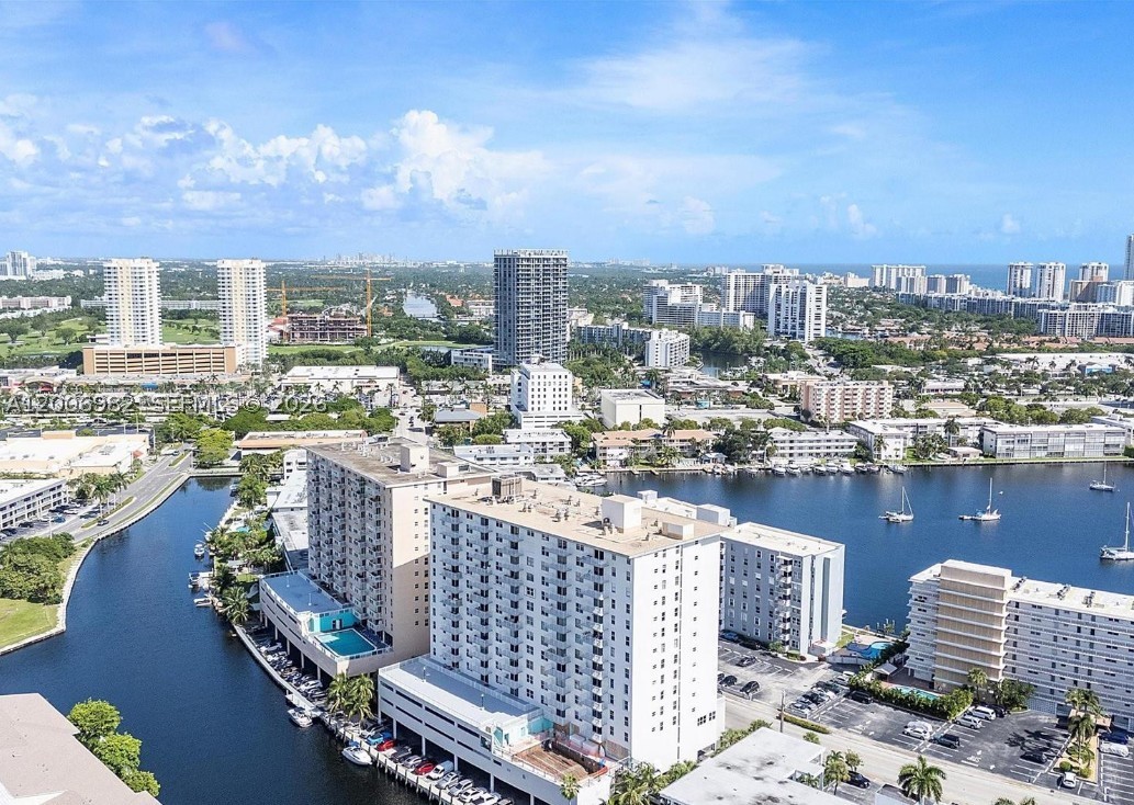 Hallandale Beach photo 4