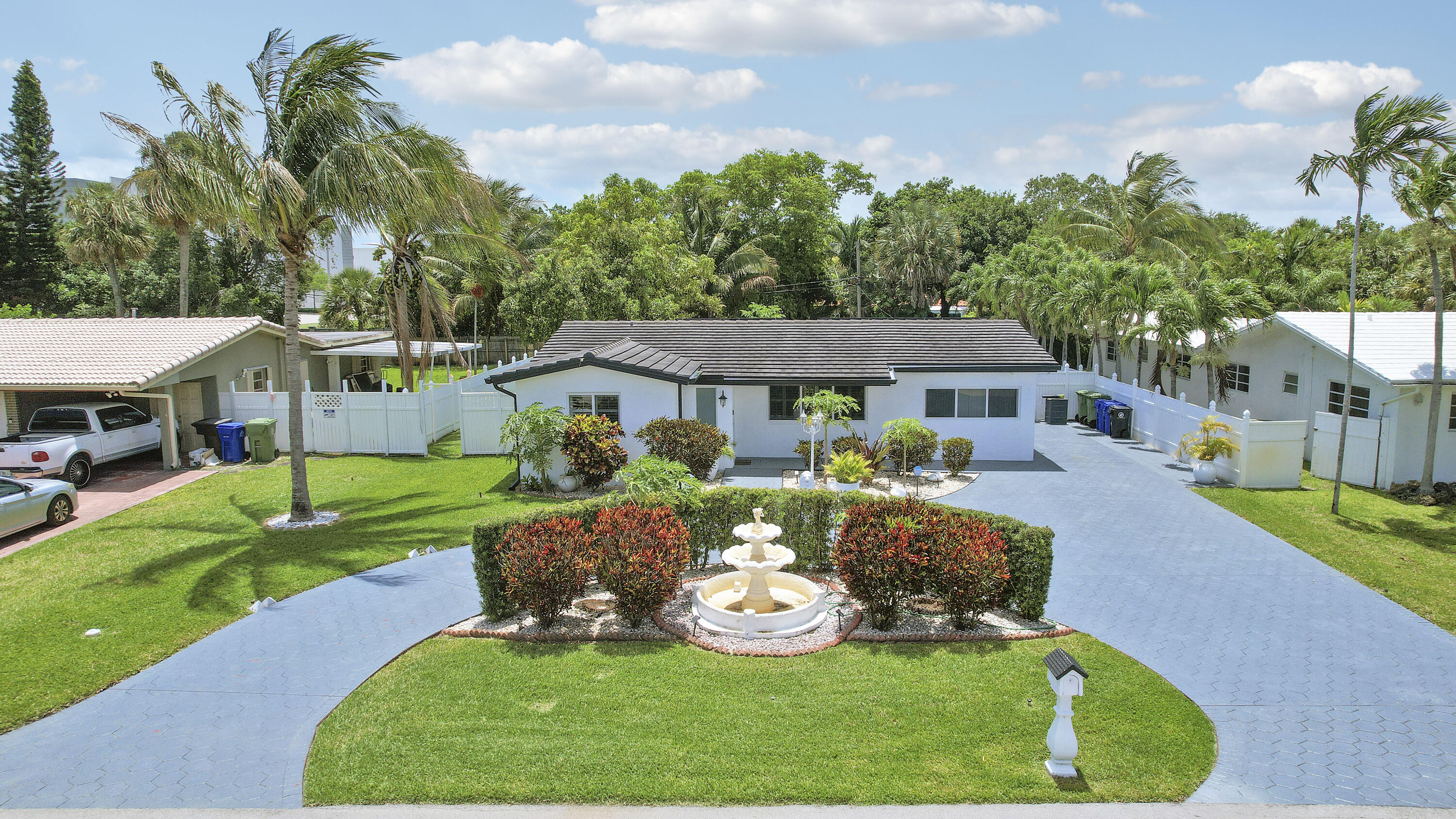 Fort Lauderdale photo 1
