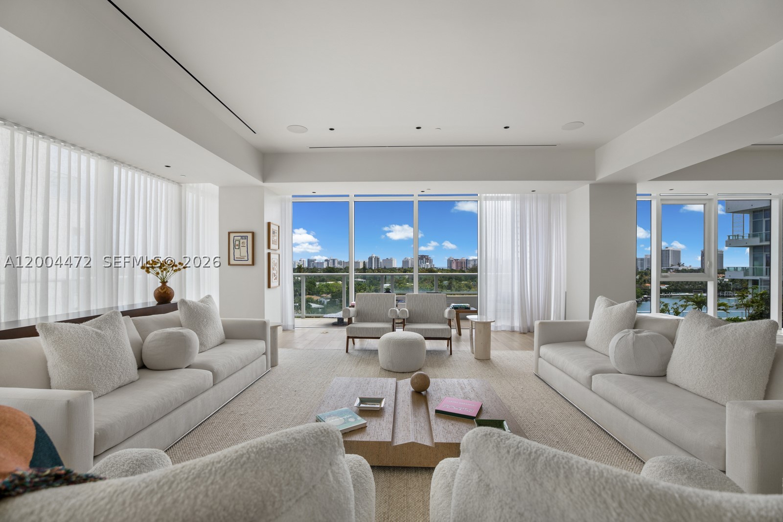 Miami Beach photo 3