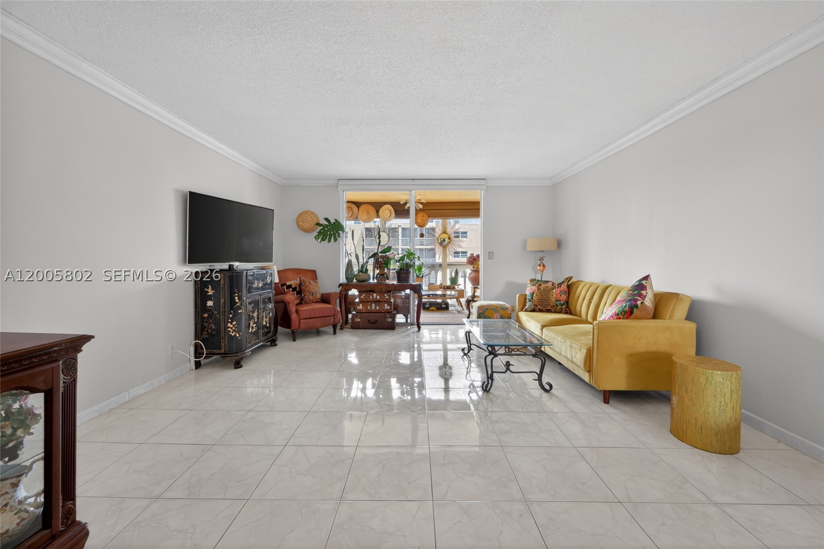 Hallandale Beach photo 2