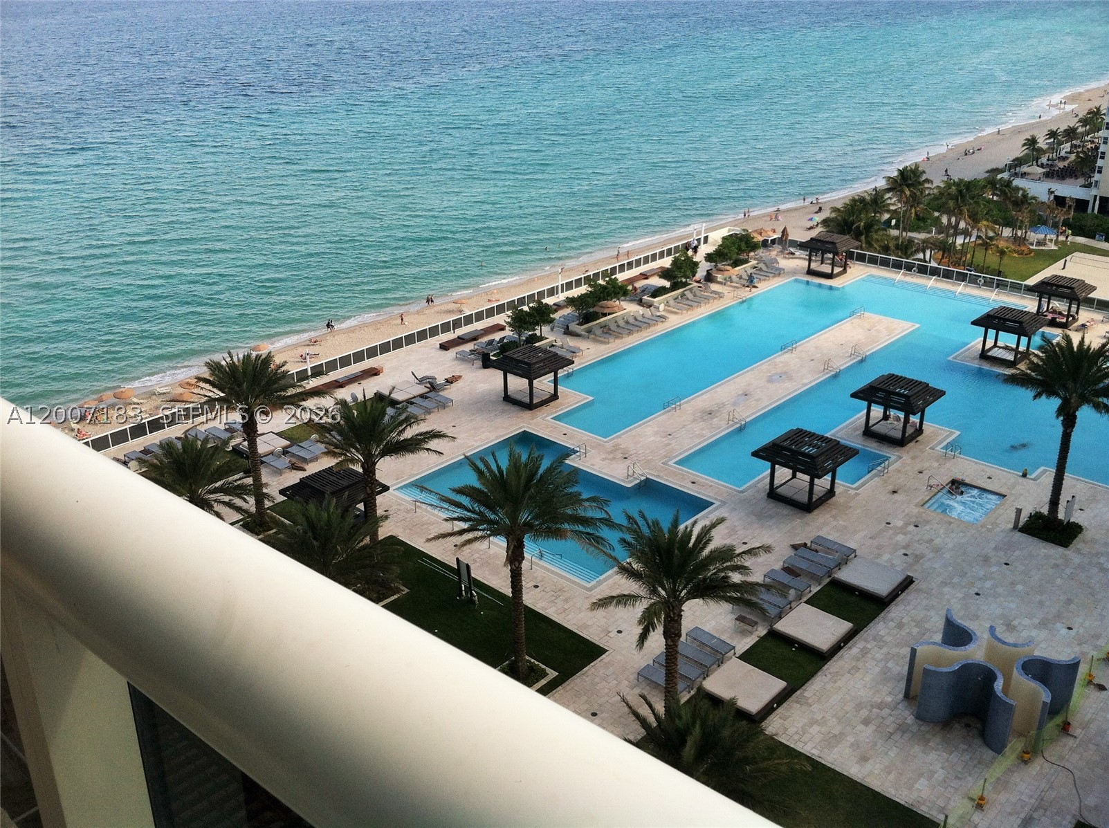 Hallandale Beach photo 4