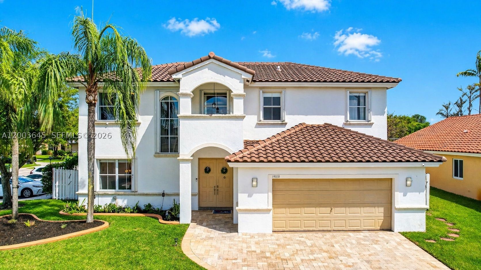 Pembroke Pines photo 1