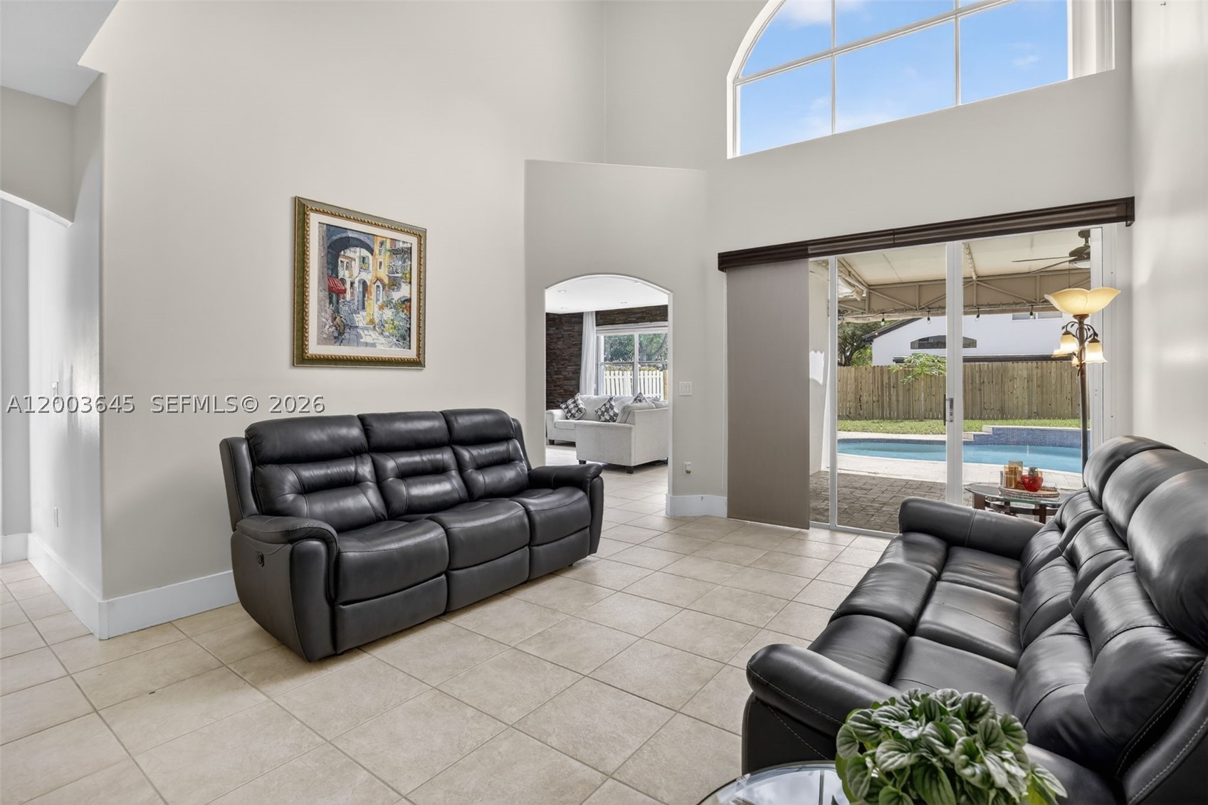 Pembroke Pines photo 3