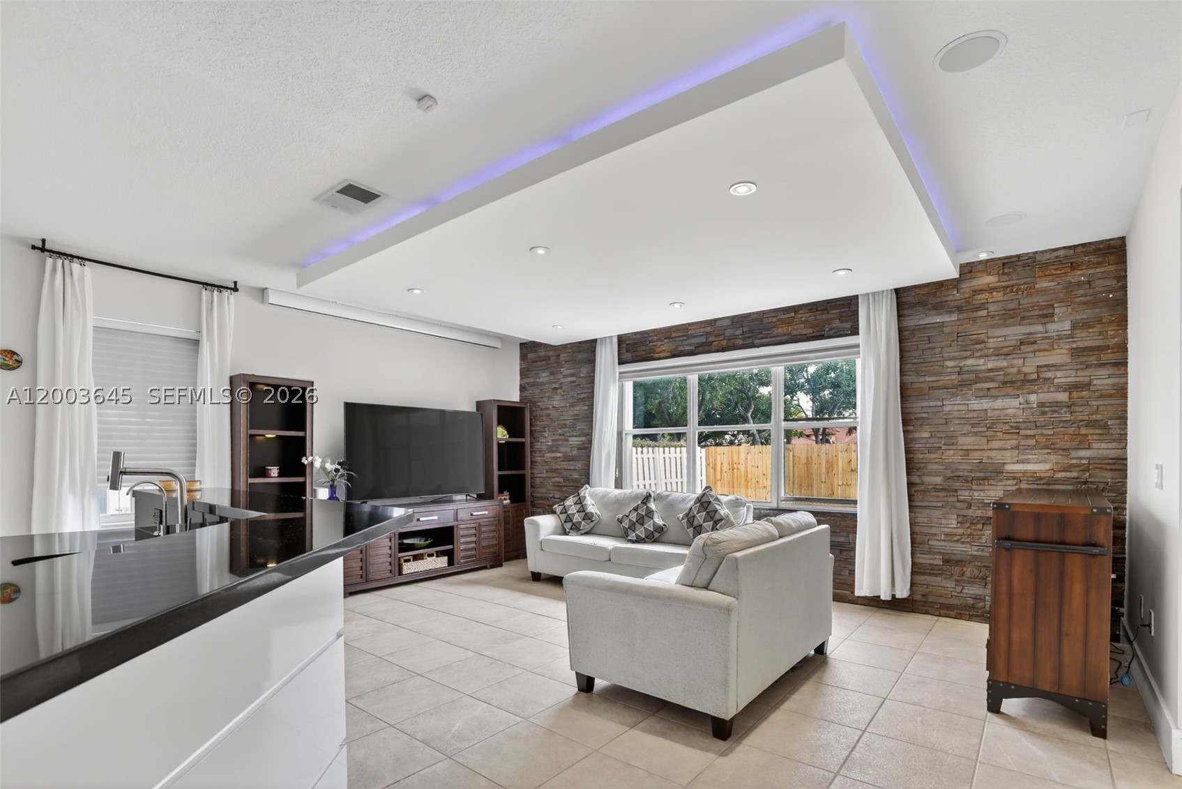 Pembroke Pines photo 4