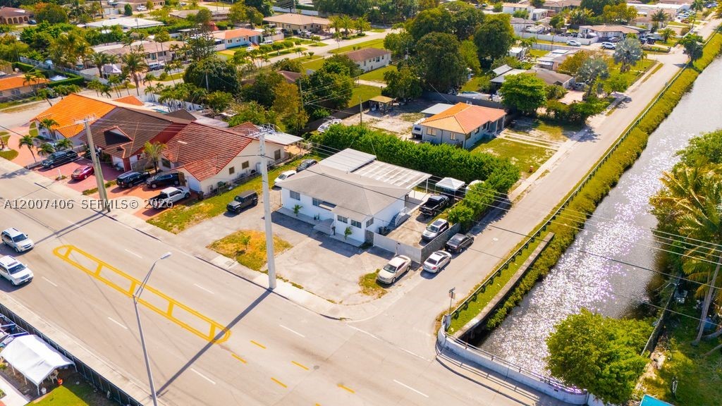 Hialeah photo 4