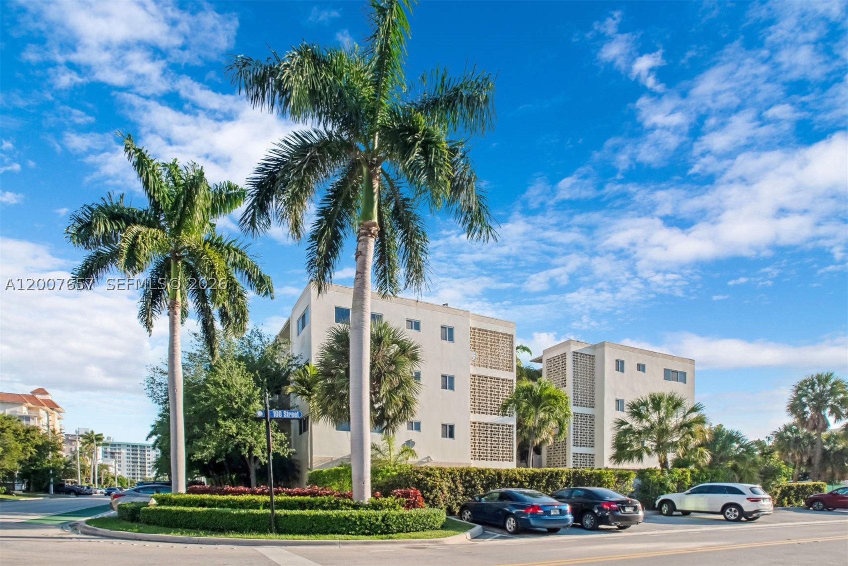 Bay Harbor Islands photo 1
