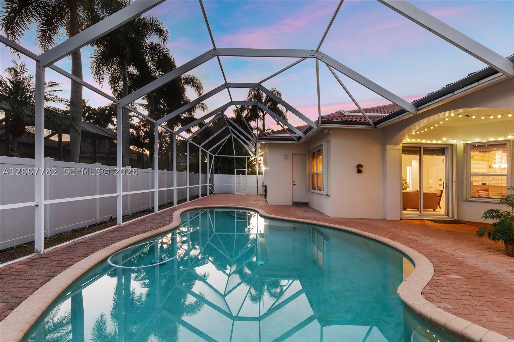 Pembroke Pines photo 1