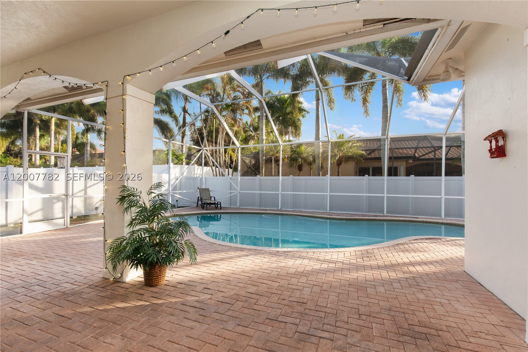 Pembroke Pines photo 4
