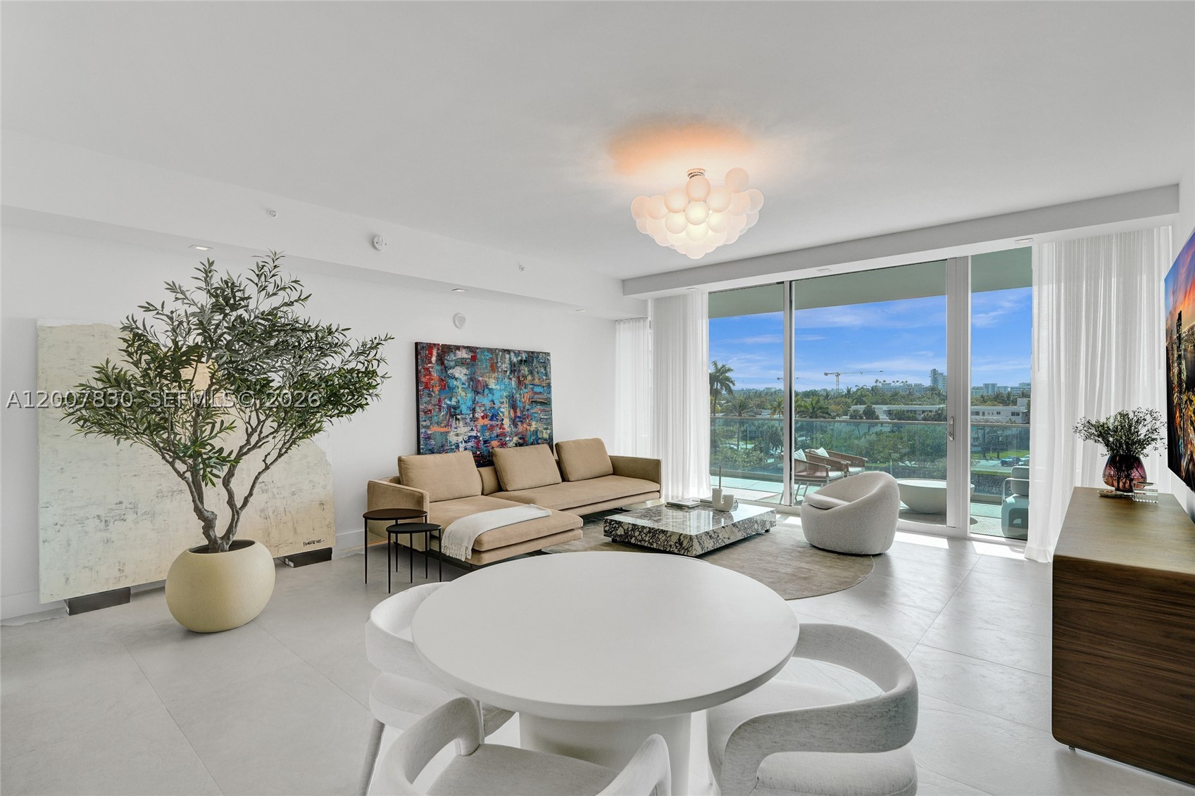 Bal Harbour photo 3