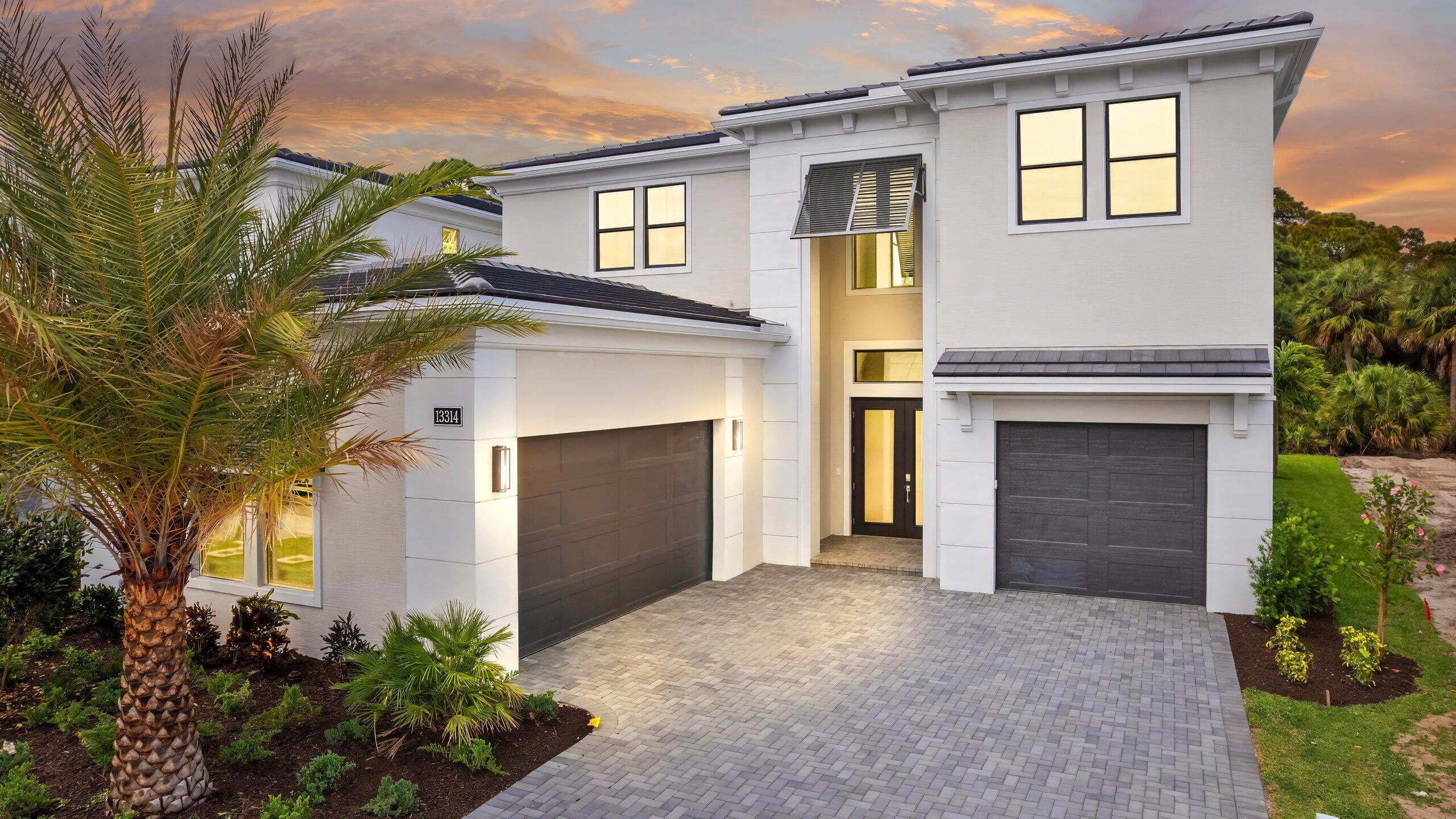 Palm Beach Gardens photo 1