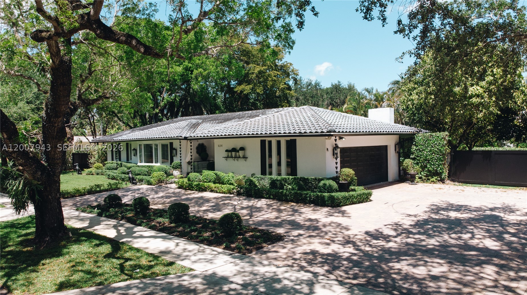 Miami Lakes photo 2