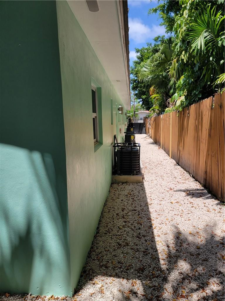 Hallandale Beach photo 5