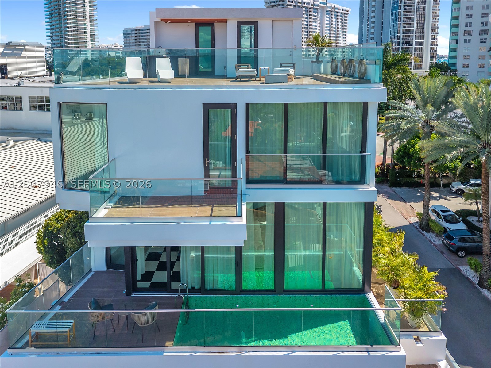 Miami Beach photo 2