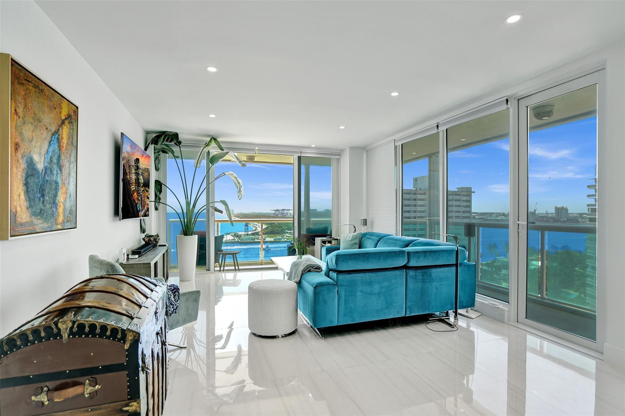 Fort Lauderdale photo 3