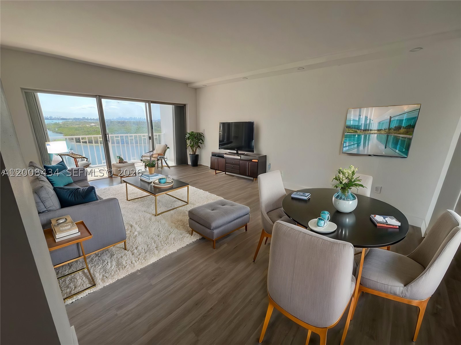 Sunny Isles Beach photo 1