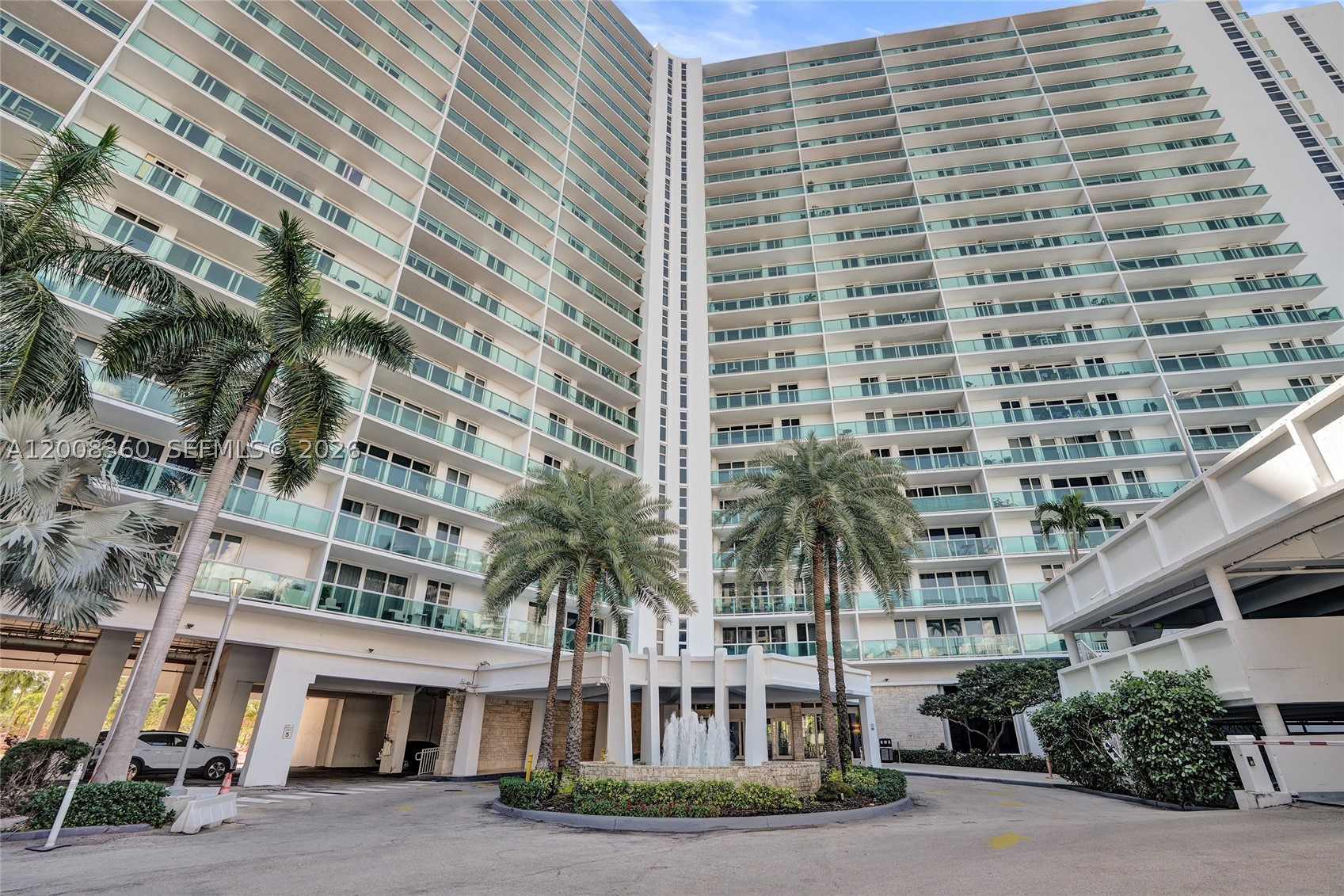 Sunny Isles Beach photo 1
