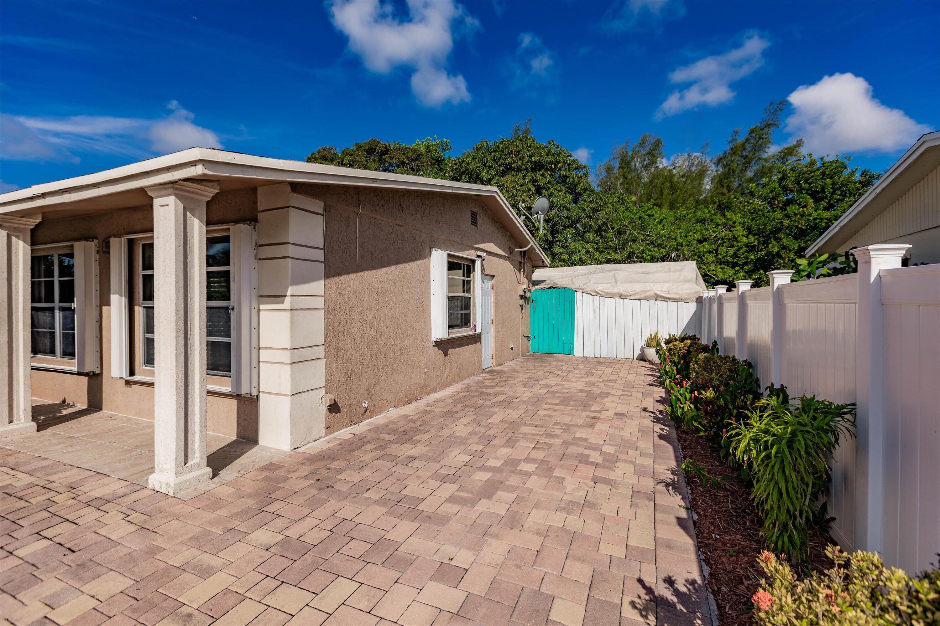 Pompano Beach photo 3
