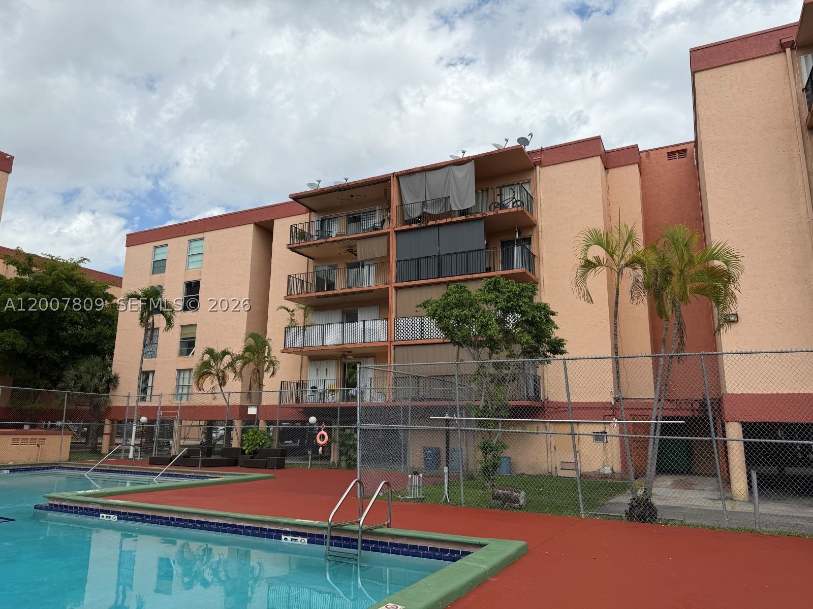 Hialeah photo 2
