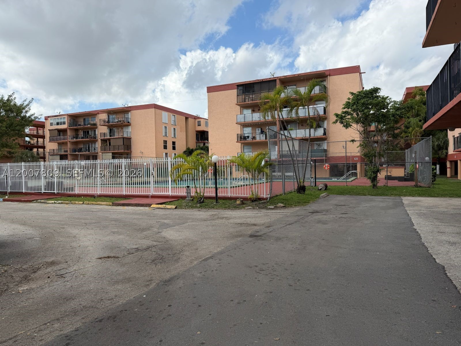 Hialeah photo 4